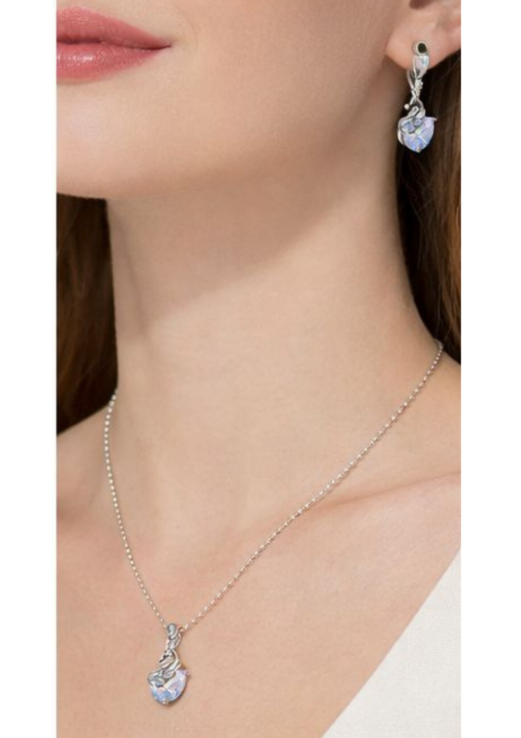 Royal Crystal Swan Set