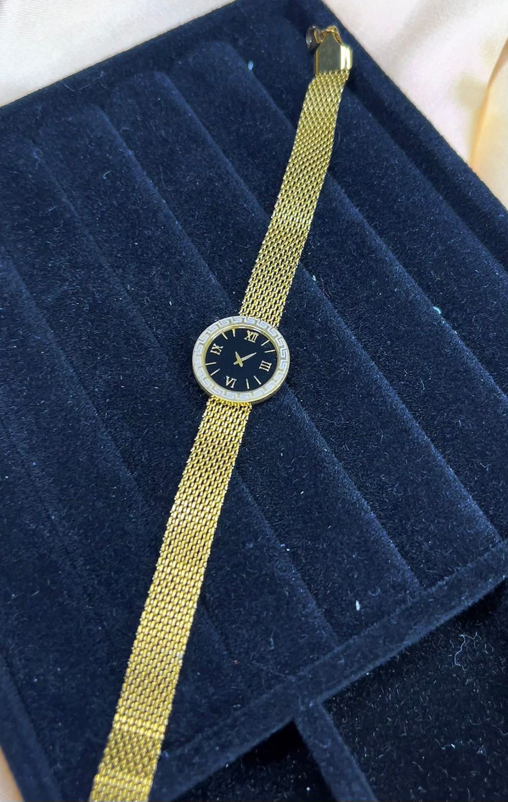 The Noir Gleam Watch Bracelet